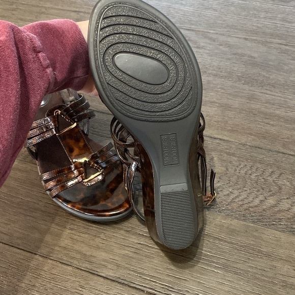 NEW Mootsies Tootsies Brown Marbled Small Wedge Sandals | Size 10 - Picture 7 of 12